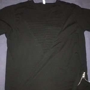 No name ruffled long tee 15$ 1 25$ 2